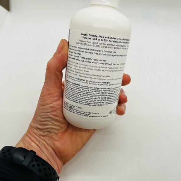 NWT Thirsty Girl Conditioner Coconut Milk Revitalizing Anti-Frizz 8.0 oz - Picture 2 of 4